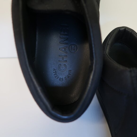 Chanel black sneakers in size 36.5 - Picture 7 of 7